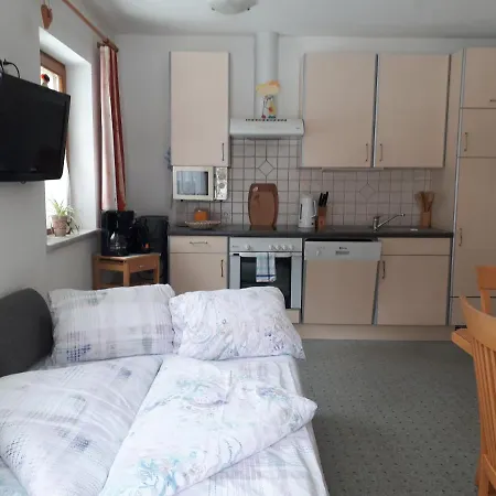 公寓 拉尔彻尔公寓 *