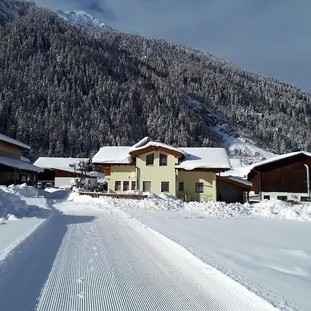 Larcher Διαμέρισμα